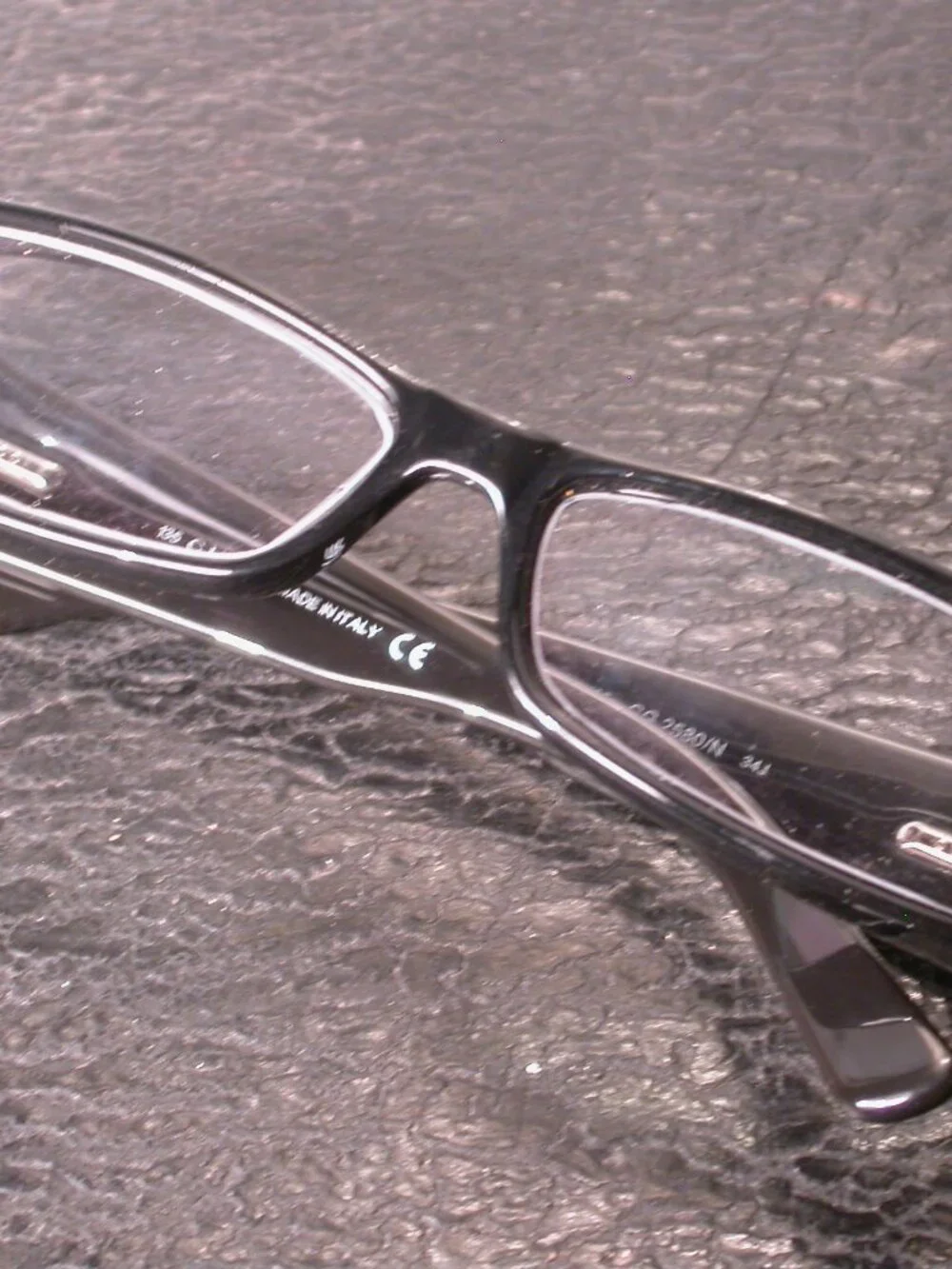 Authentic Gucci Metal Modern Jet Black Eyeglasses Frames Made in Italy